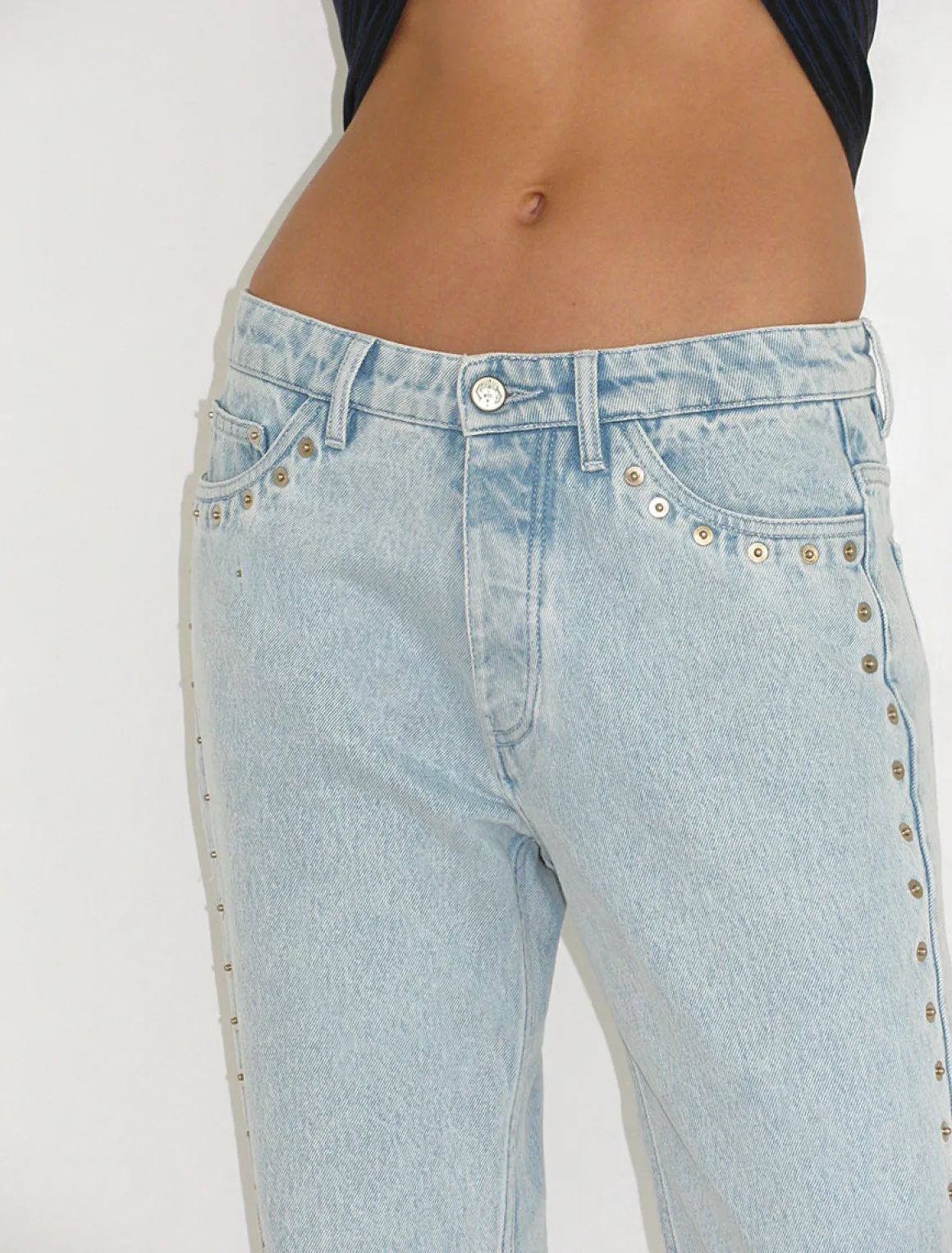 Online no 1699 / Crowd Jeans