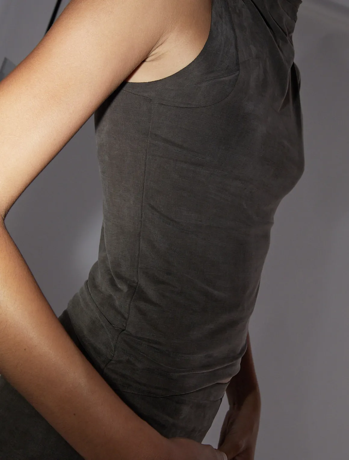 Sale no 1095 / Elvira Cupro|Tops