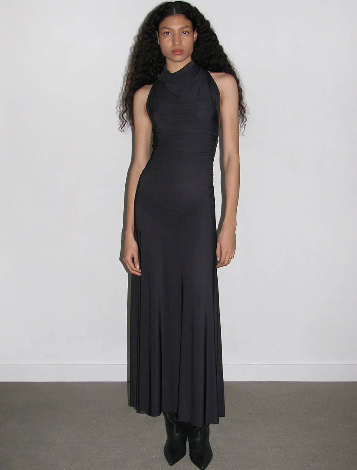 Shop no 1668 / Jay Dresses