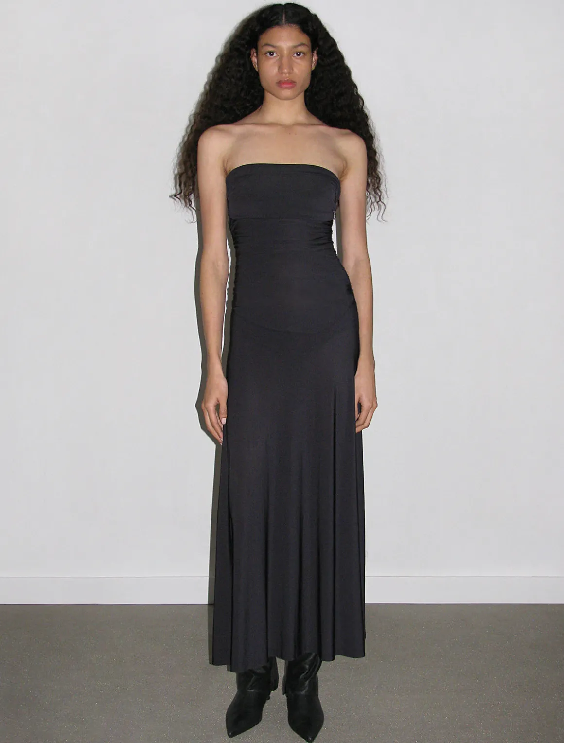 Shop no 1668 / Jay Dresses