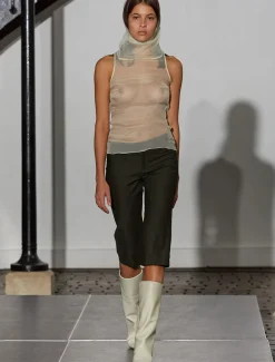 Fashion no 1723 / Merlin Tops